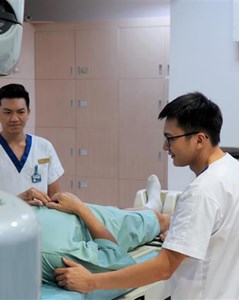 Vinmec điều trị thành công ung thư tiền liệt tuyến nhờ phác đồ xạ trị mới nhất thế giới
