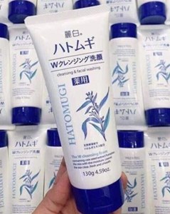 Sữa rửa mặt 'quen mặt' cùng loạt mỹ phẩm nổi tiếng bị thu hồi, tiêu hủy do vi phạm 