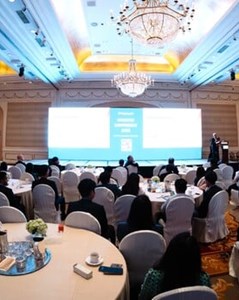 VinaCapital: Ba động lực thúc đẩy GDP 2026 tăng 8%, cảnh báo dự trữ ngoại hối 2,5 tháng nhập khẩu