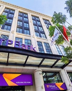 Lãi 9 tháng 6.050 tỷ đồng, TPBank (TPB) huy động gần 2.700 tỷ đồng trái phiếu, tín dụng tăng 22%