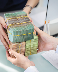 Nhóm Big 4 đồng loạt tăng lãi suất, xuất hiện mức sinh lời thực nhận lên tới 8,3%