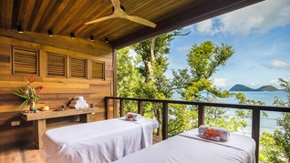 Trải nghiệm du lịch xa xỉ tại những địa h&#236;nh độc đ&#225;o tr&#234;n thế giới - Ảnh 1