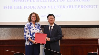Khởi động dự &#225;n “Tăng cường trợ gi&#250;p ph&#225;p l&#253; cho người ngh&#232;o v&#224; đối tượng yếu thế” - Ảnh 1