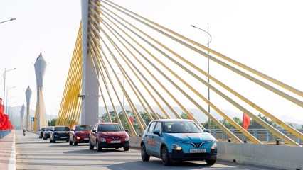 Chuyên gia: Doanh số gấp 3 lần ‘cựu vương’ Toyota, VinFast đang khẳng định đẳng cấp và chất lượng xe điện Việt