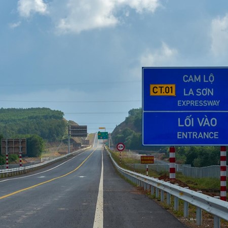 Quảng Trị phê duyệt Dự án Quốc lộ 15D nối Cảng Mỹ Thủy với cao tốc Cam Lộ - La Sơn