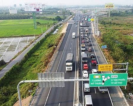 CII và liên danh khởi công dự án mở rộng cao tốc TP.HCM - Trung Lương - Mỹ Thuận vốn hơn 36.000 tỷ đồng