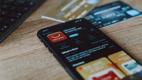 Câu chuyện kinh doanh: Bí kíp làm giàu từ thương mại điện tử của Trung Quốc