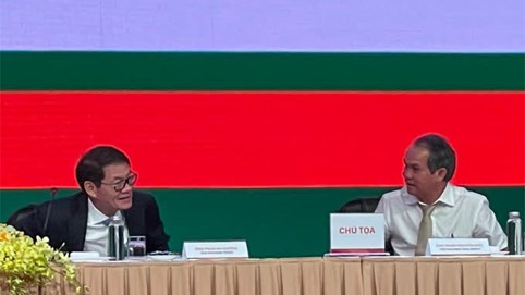 Bầu Đức: Ông Dương sẽ cầm lái thay tôi, cổ đông nên ủng hộ!