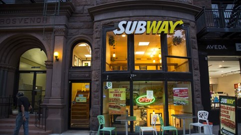 Chuỗi thức ăn nhanh Subway được định giá hơn 10 tỷ USD, cân nhắc việc chuyển nhượng