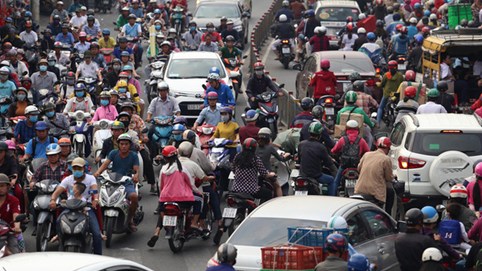 Thu hồi xe cũ nát kết hợp hạn chế xe cá nhân