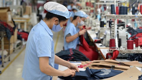 Thị trường dệt may gặp khó, Vinatex (VGT) báo lỗ quý đầu tiên