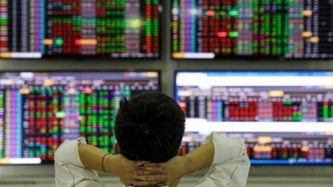 Chứng khoán tuần qua: Khối ngoại bán ròng hàng trăm tỷ, cổ phiếu ITA bị hủy niêm yết