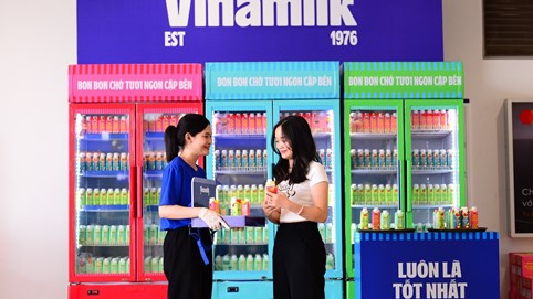 Vinamilk cán đích 2024: Doanh thu nước ngoài tăng trưởng 2 chữ số, tiếp tục dẫn đầu thị phần nội địa