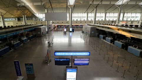 Ga quốc tế Tân Sơn Nhất đìu hiu ngày cận Tết