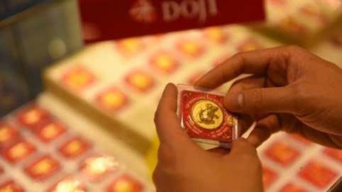  Vì sao ngày vía Thần Tài thường mua vàng, cúng cá lóc? 