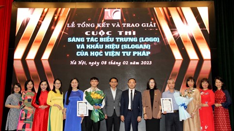Lễ tổng kết và trao giải Cuộc thi Sáng tác biểu trưng (logo) và khẩu hiệu (slogan) của Học viện Tư pháp