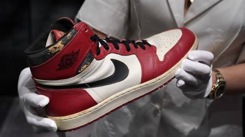 Financial Times: Thời đại của Nike sắp chấm dứt?