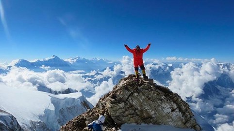 Cổ phiếu có giá vượt 400.000 đồng: Vừa báo lãi kỷ lục, từng 