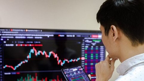 Khi nào khối ngoại dừng đà bán ròng trên thị trường chứng khoán Việt Nam?