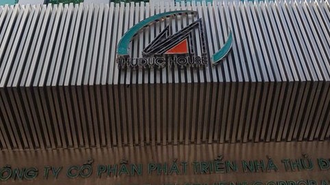 Ra quyết định cưỡng chế thuế Thuduc House đến các ngân hàng