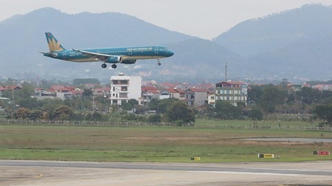 Cứ đề xuất làm sân bay, được hay không cũng có lợi sốt đất?