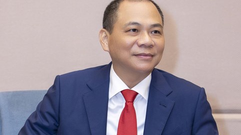 Ông Phạm Nhật Vượng vào Top 50 nhân vật ảnh hưởng nhất ngành ô tô toàn cầu, đứng trên Elon Musk