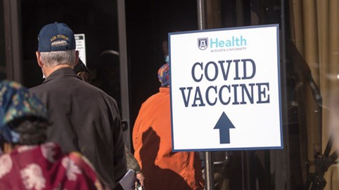 Lợi nhuận khổng lồ của các 