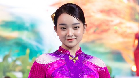 BST áo dài Việt gây ấn tượng với bạn bè quốc tế tại Lễ hội áo dài Tp.HCM