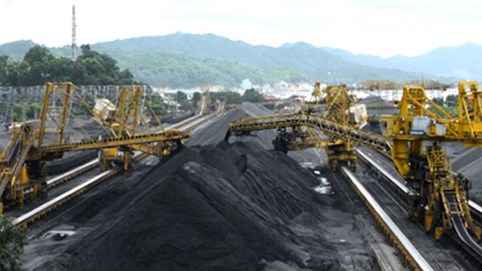 Công nghiệp Than - Khoáng sản Việt Nam (Vinacomin) thoái toàn bộ 35,37% vốn tại Cơ điện Uông Bí- Vinacomin (UEM)