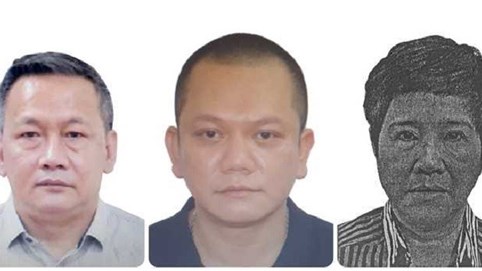 Triệt phá sới bạc cực lớn tại khách sạn Hoàng Gia