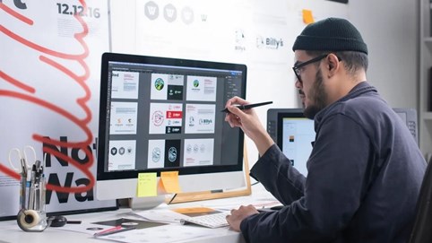 Những ngành nghề gặp rủi ro từ ứng dụng ChatGPT đang gây sốt toàn cầu