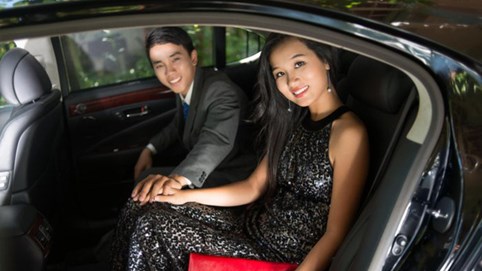 Khi phú nhị đại Trung Quốc phô trương sự giàu có, 