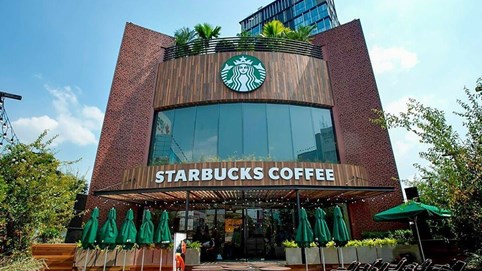 Câu chuyện kinh doanh: Sau 10 năm vào Việt Nam, Starbucks vẫn chiếm thị phần nhỏ, lãi hay lỗ vẫn là ẩn số