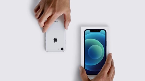 Câu chuyện kinh doanh: Năm lý do Apple vẫn luôn được yêu thích cho dù ‘vật đổi sao dời’