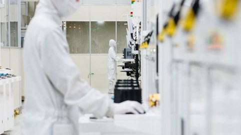 Choáng với quy trình sản xuất chip: Gom nguyên vật liệu từ 16 quốc gia với 2.000 bước chế tạo, ít nhất 70 lần vượt biên giới trước khi đến tay người dùng