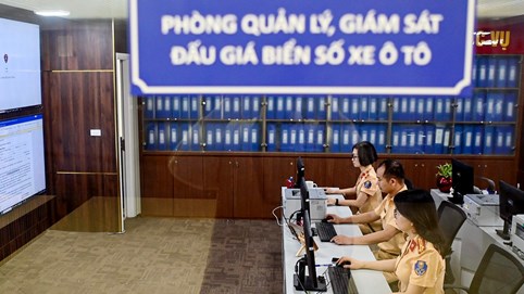 Đề xuất chế tài với người trúng đấu giá biển số xe không nộp đủ tiền trúng đấu giá