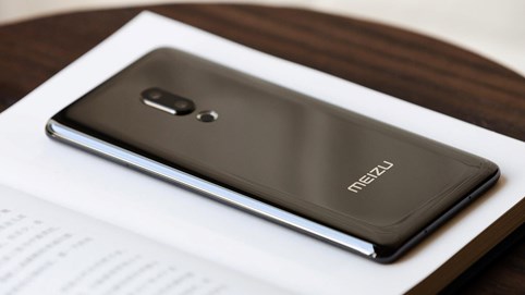 Top 5 điện thoại cực độc trên thế giới