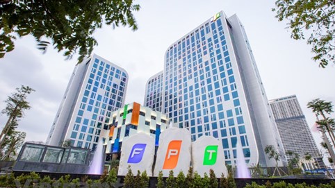 FPT (FPT): Duy trì cổ tức tiền mặt 20%, thưởng cổ phiếu 15%, đặt mục tiêu kinh doanh kỷ lục