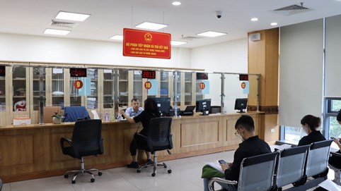 Xây dựng Đề án vị trí việc làm: 'Chấm điểm' người đứng đầu; bố trí lại đội ngũ CBCCVC