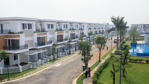 Đổ xô “săn” nhà phố xây sẵn
