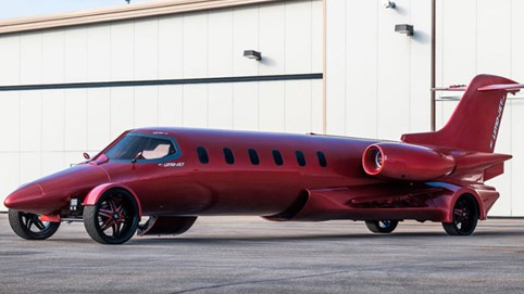 Limo lai máy bay đầu tiên thế giới: Giá không dưới 115 tỷ, hát karaoke trên trời, tặng kèm xe bán tải