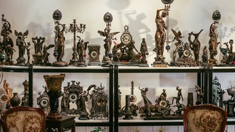 Những lưu ý khi tặng tượng tân gia nhà mới