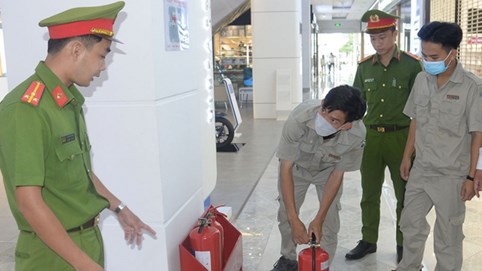 Thủ tướng ban hành Công điện tháo gỡ khó khăn, vướng mắc trong phòng cháy, chữa cháy