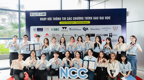Hàng nghìn sinh viên chạm gần giấc mơ học tập toàn cầu trong 'Ngày hội thông tin các chương trình sau Đại học 2025' tại NEU