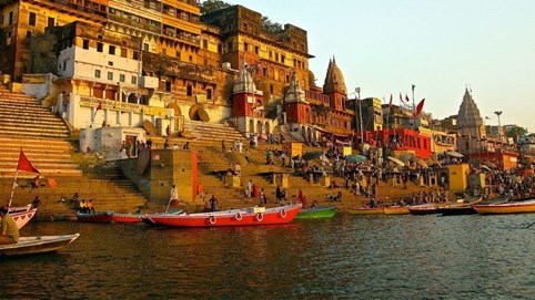 Varanasi - thành phố tâm linh bên bờ sông Hằng 