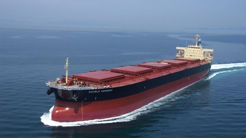 Tàu Harmony của Hòa Phát hoàn thành chở 80.000 tấn than về Dung Quất