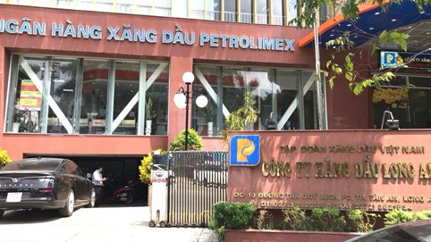 Giám đốc Xăng dầu Long An bị bắt: 
