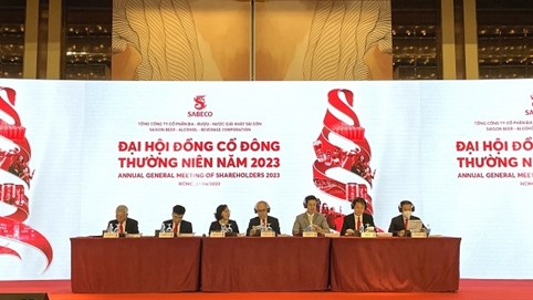 ĐHĐCĐ Sabeco (SAB): Tập trung nguồn lực xây dựng thương hiệu và các hoạt động phát triển thị trường, thâu tóm Sabibeco và thay CEO