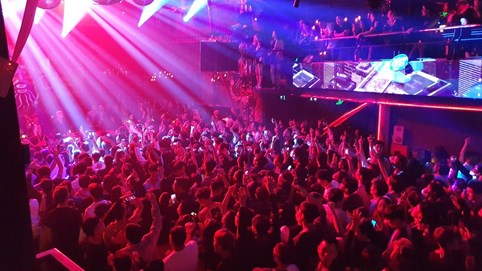 Dịch Covid-19: Chủ quán bar, karaoke, vũ trường cố tình hoạt động 