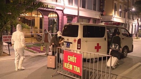 Quảng Ninh đóng cửa bar, karaoke, vũ trường, quán mát xa, tiệm game từ 12h trưa nay